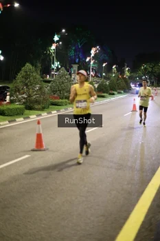 Runner Photo 4281774