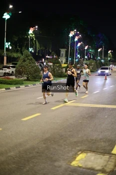 Runner Photo 4281794