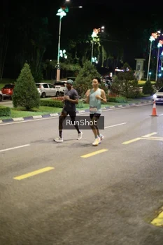 Runner Photo 4281798