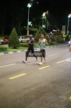 Runner Photo 4281805