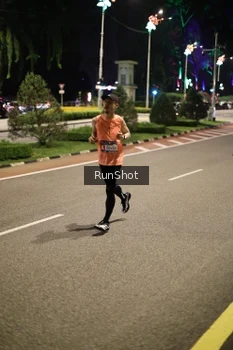 Runner Photo 4281816