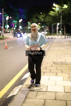 Runner Photo 4281874