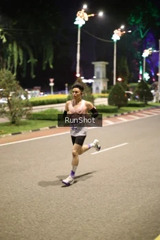 Runner Photo 4281876