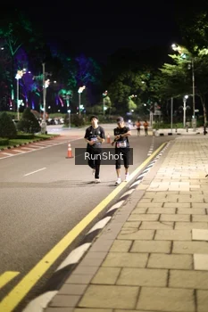 Runner Photo 4281923