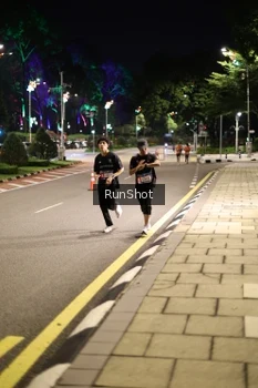 Runner Photo 4281924