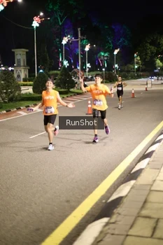 Runner Photo 4281948