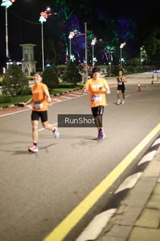 Runner Photo 4281949