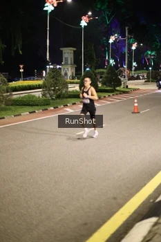 Runner Photo 4281971