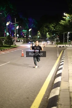 Runner Photo 4281974
