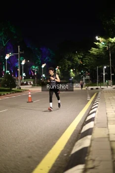 Runner Photo 4281998