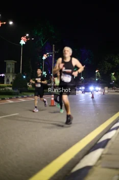Runner Photo 4282070