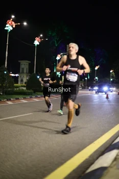 Runner Photo 4282078