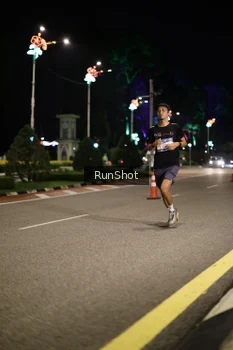 Runner Photo 4282110
