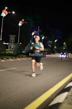 Runner Photo 4282118