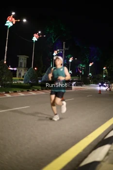 Runner Photo 4282121