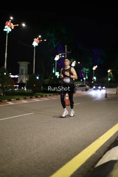 Runner Photo 4282125