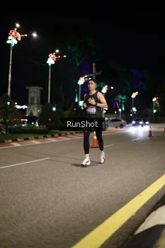 Runner Photo 4282128