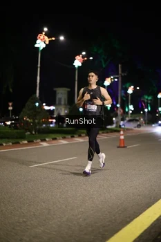 Runner Photo 4282132