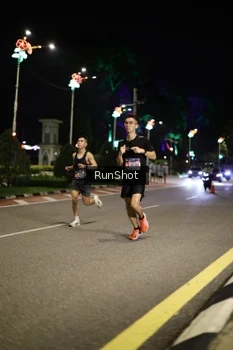 Runner Photo 4282175