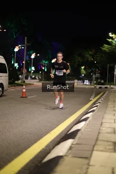 Runner Photo 4282201