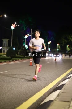 Runner Photo 4282295