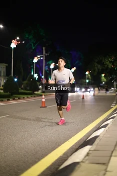 Runner Photo 4282303