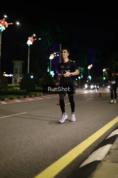Runner Photo 4282304