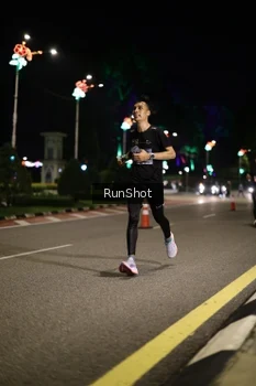 Runner Photo 4282305