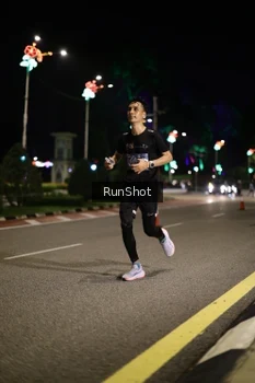 Runner Photo 4282313
