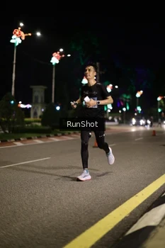 Runner Photo 4282317