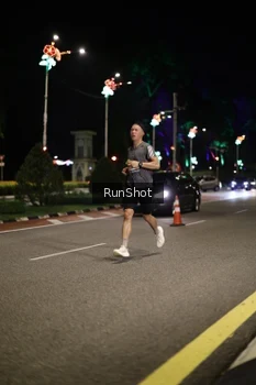 Runner Photo 4282319
