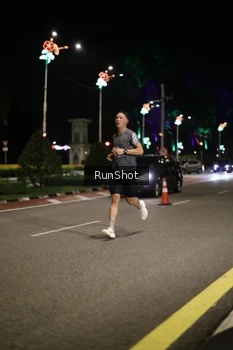 Runner Photo 4282321