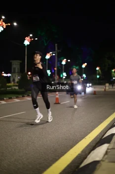 Runner Photo 4282324