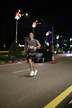 Runner Photo 4282332