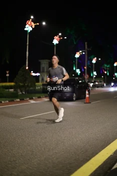 Runner Photo 4282333