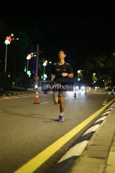 Runner Photo 4282370