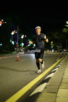 Runner Photo 4282375