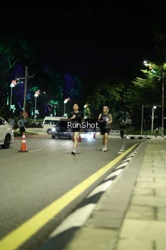 Runner Photo 4282461