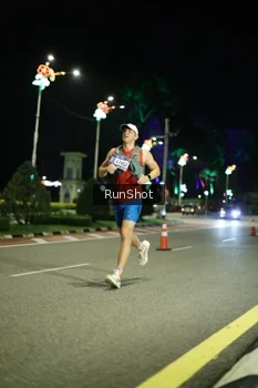 Runner Photo 4282512