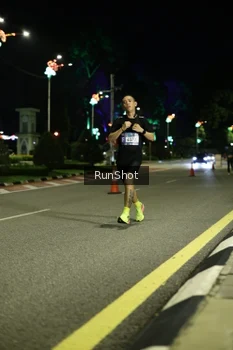 Runner Photo 4282516