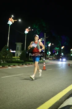 Runner Photo 4282519
