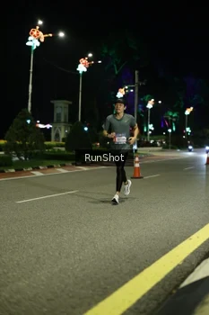 Runner Photo 4282535