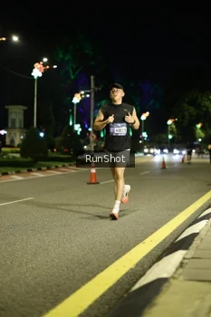Runner Photo 4282588