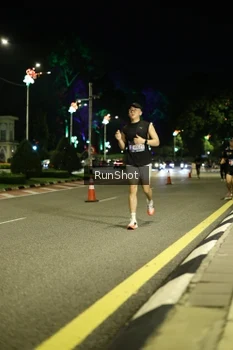 Runner Photo 4282590