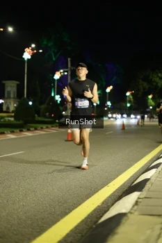 Runner Photo 4282596