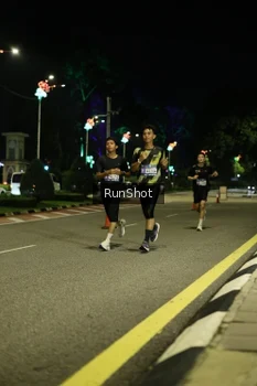 Runner Photo 4282669