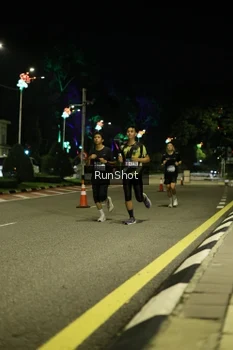 Runner Photo 4282674