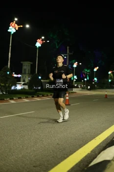Runner Photo 4282679