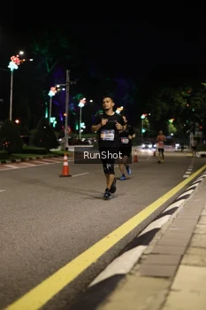 Runner Photo 4282686