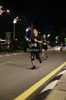 Runner Photo 4282697